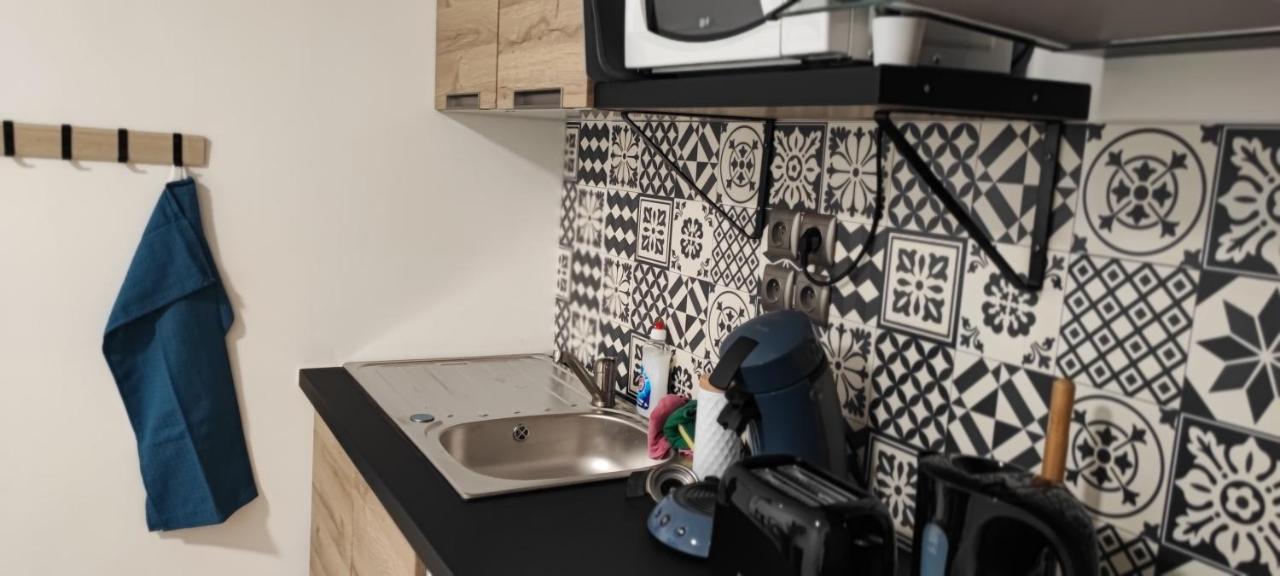 **Studio Holidays** Centre Ville 20 M2 Chalons-en-Champagne Exterior photo